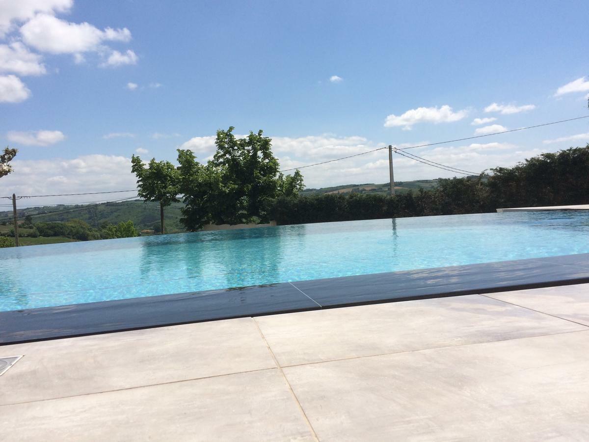Casa Pura Vida Bed & Breakfast Albon Luaran gambar